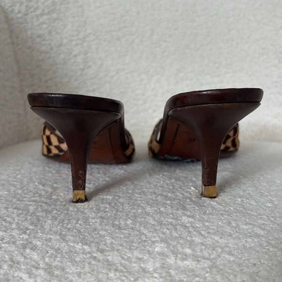Louis Vuitton Kitten Heeled Sandals size 40 - Picture 3 of 5